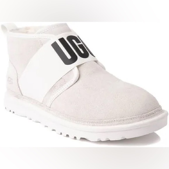 UGG Women's Neumel II Graphic Chukka Boots White Size 8 - Picture 1 of 11